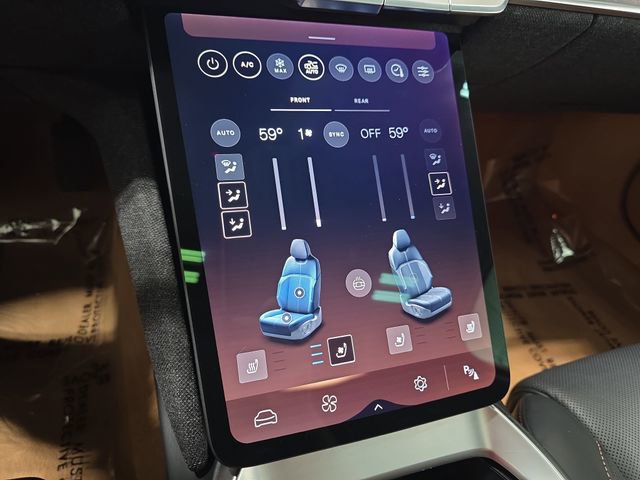 Used 2023 Lucid Air Touring AWD/4WD image 23