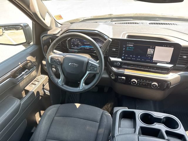 Used 2024 Chevrolet Silverado 1500 RST AWD/4WD image 17