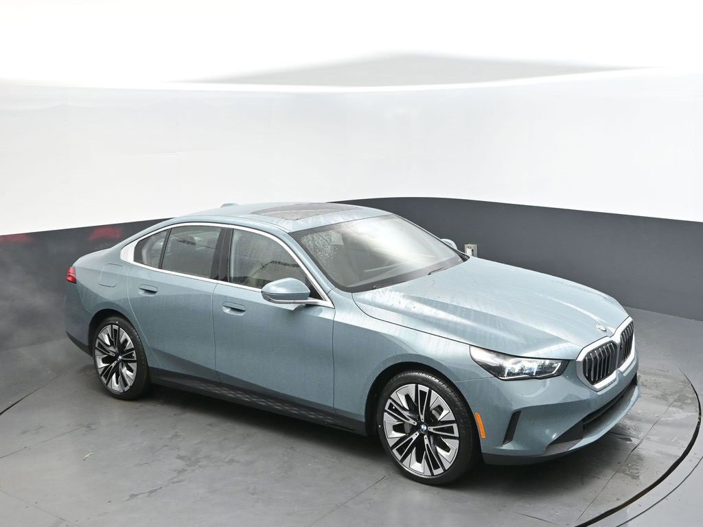 New 2026 BMW 530i w/ Premium Package image 37