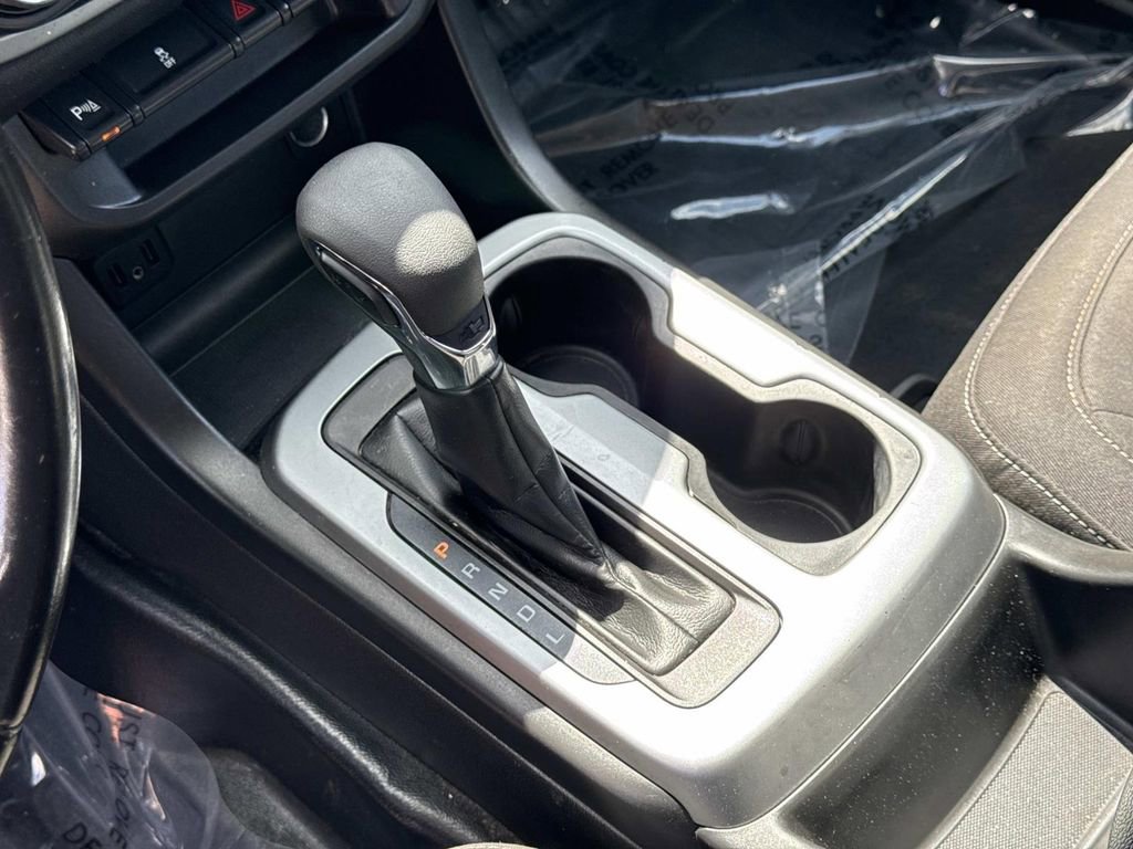 Used 2022 Chevrolet Colorado LT w/ Fleet Safety Package RWD image 21