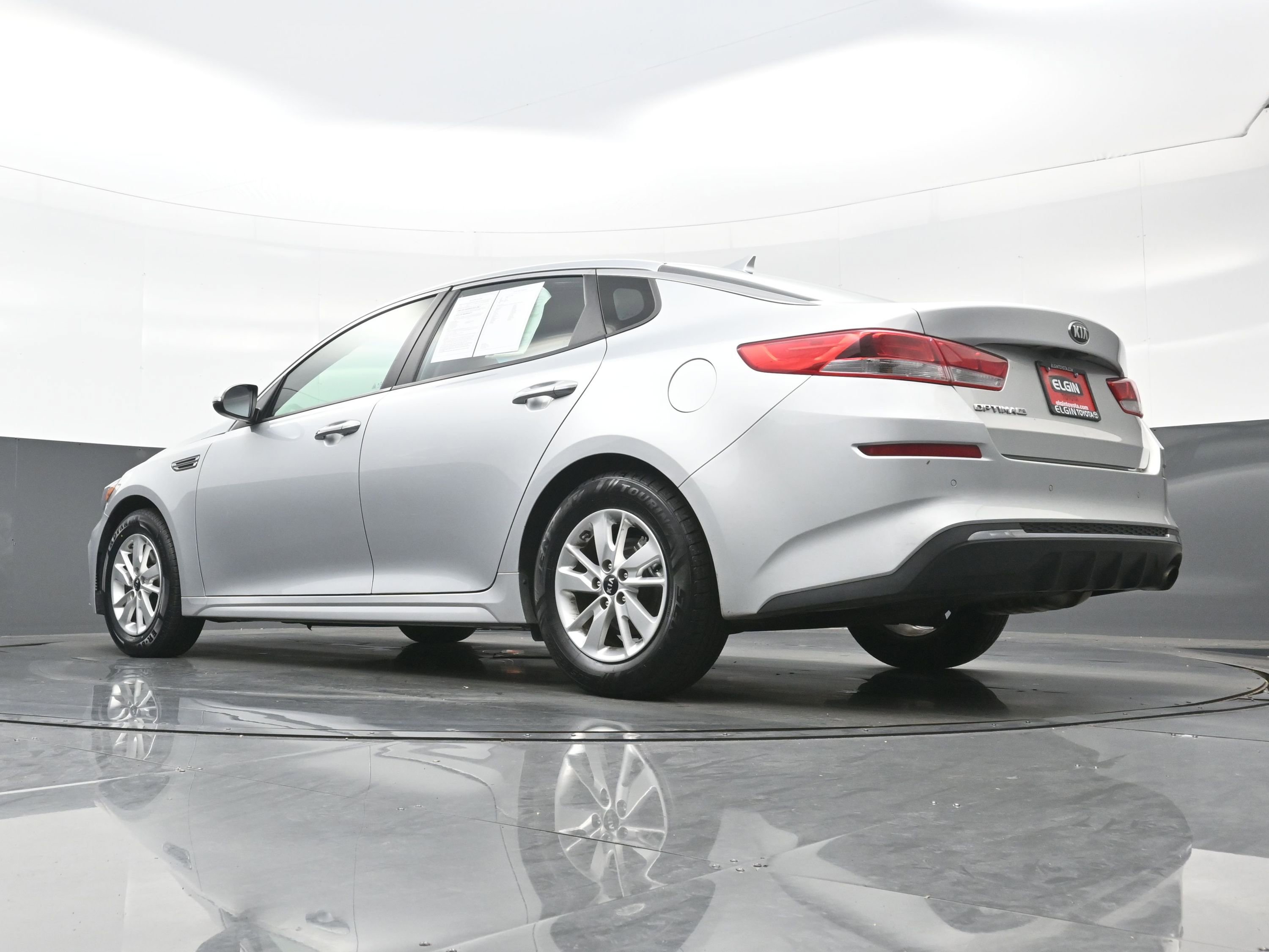 Used 2019 Kia Optima LX image 28