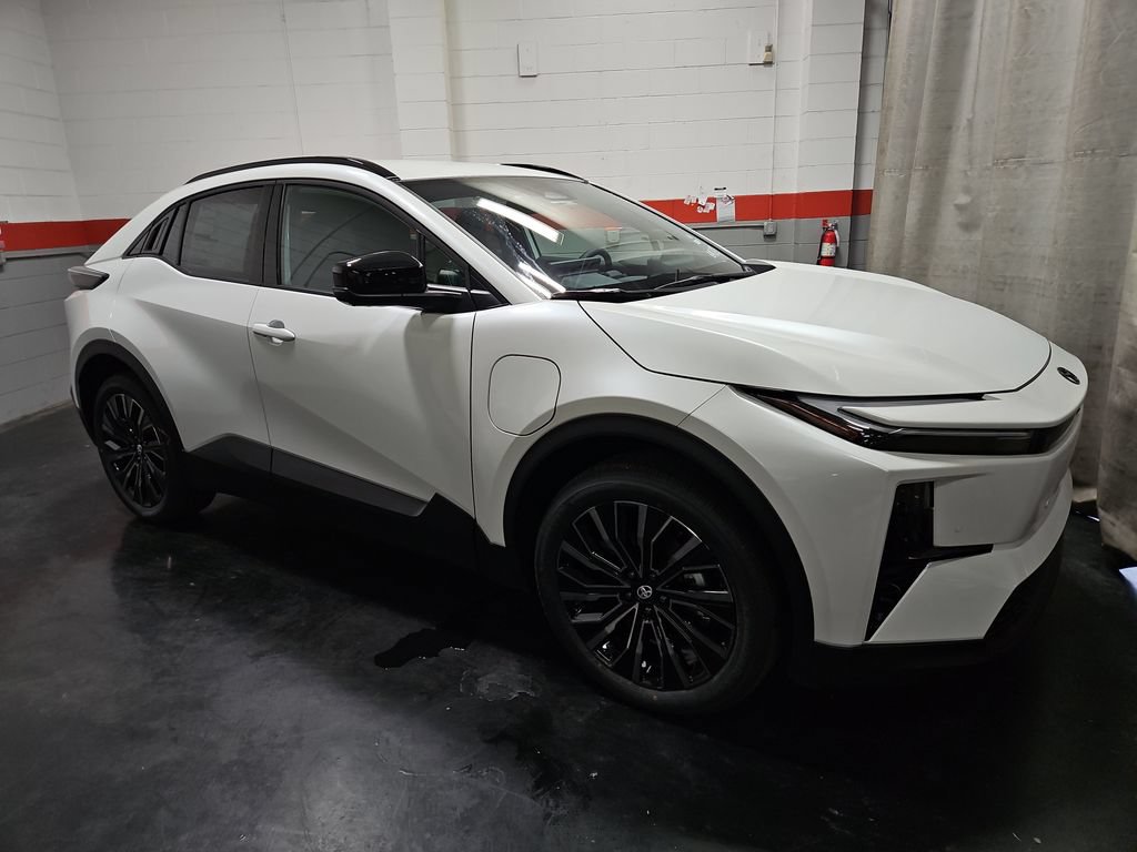 New 2026 Toyota C-HR AWD/4WD image 12