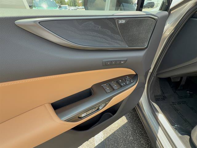 Used 2024 Lexus NX 350 AWD w/ Vision Package image 8