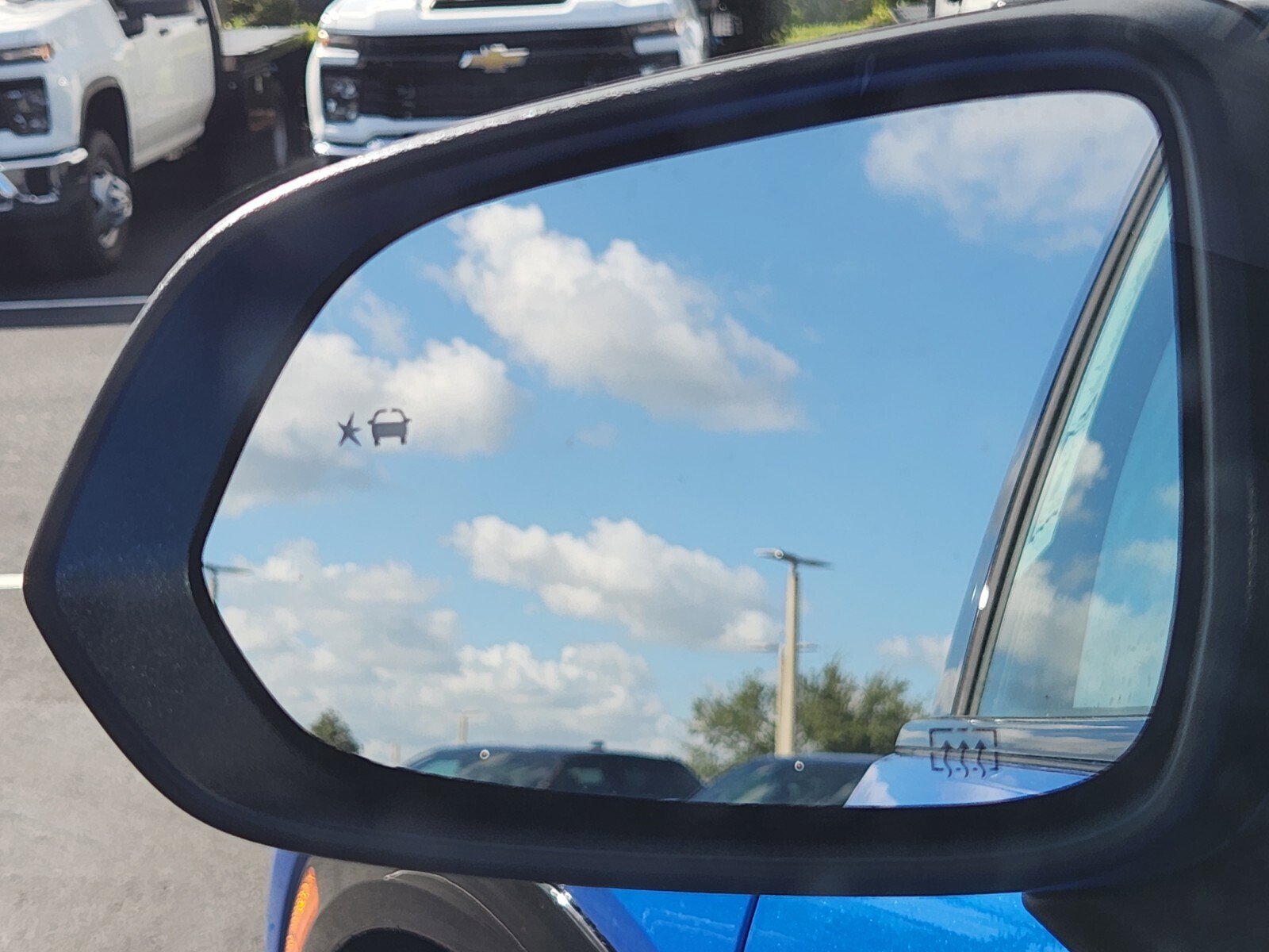 New 2026 Chevrolet Equinox EV RS image 11