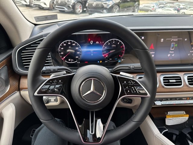 New 2025 Mercedes-Benz GLS 450 4MATIC image 13