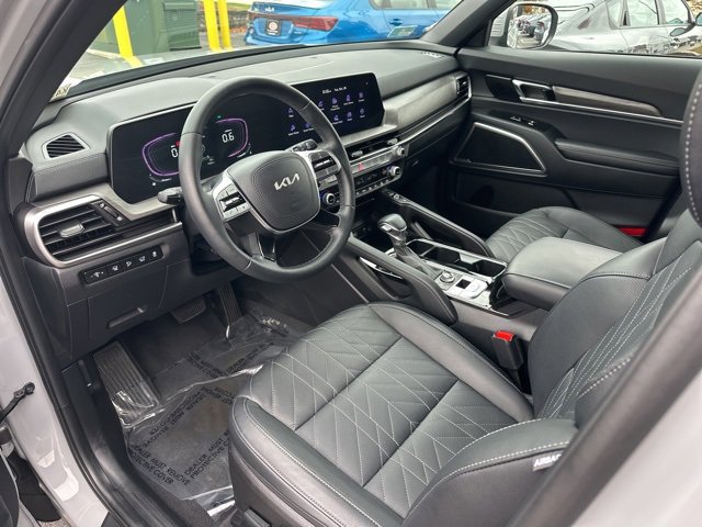Used 2025 Kia Telluride EX X-Line image 17