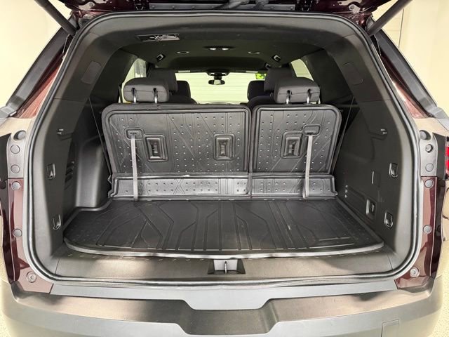 Used 2023 Chevrolet Traverse LT FWD image 32