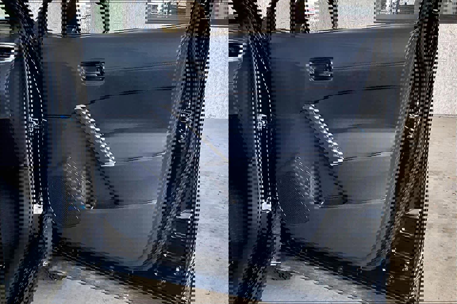 Used 2024 Toyota Corolla Cross SE image 21