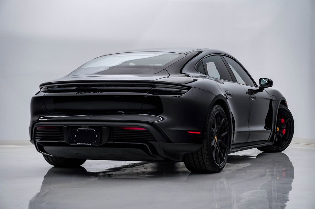 Certified 2023 Porsche Taycan GTS image 11