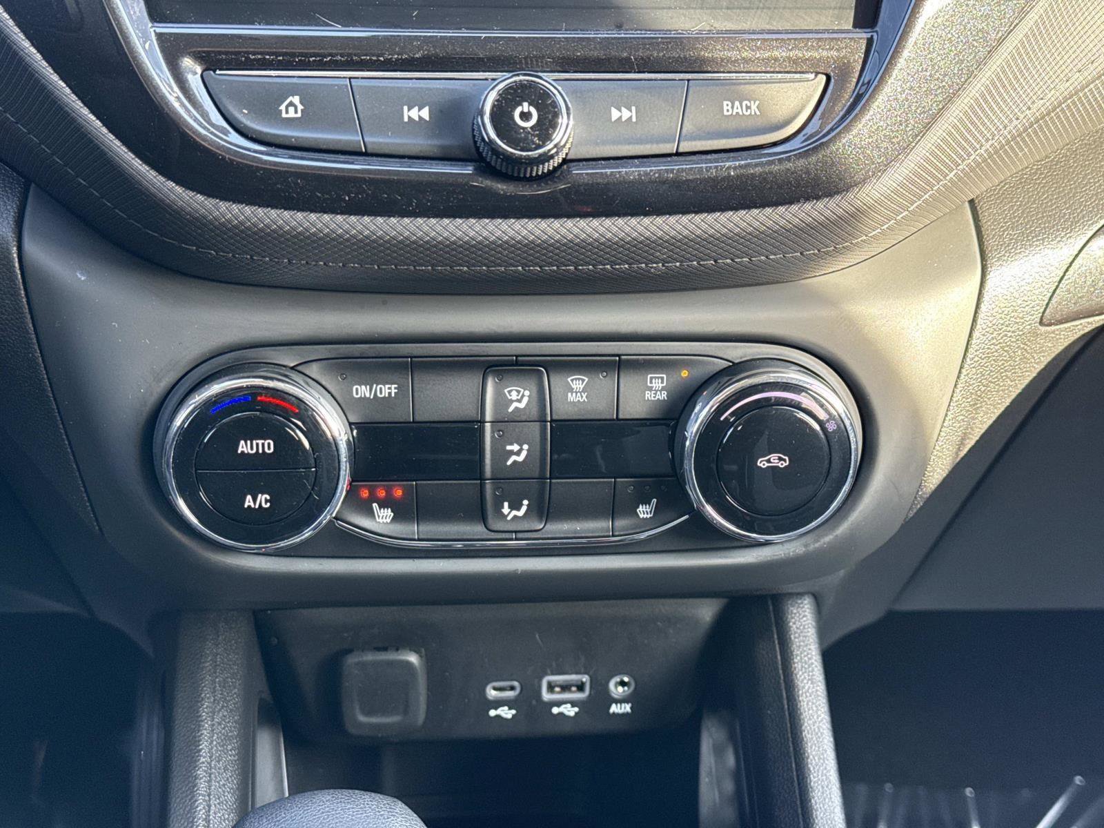 Used 2023 Chevrolet TrailBlazer LT w/ Convenience Package image 5