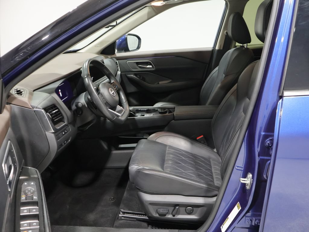 Used 2023 Nissan Rogue Platinum w/ Platinum Premium Package AWD/4WD image 10
