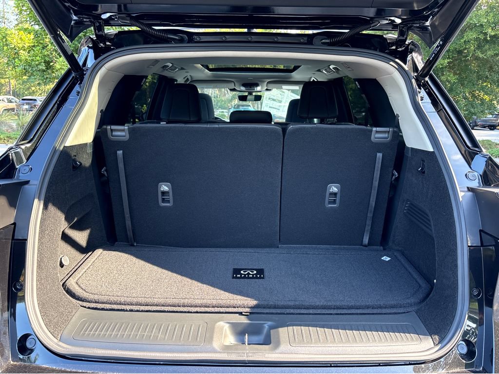 New 2025 INFINITI QX60 Luxe w/ Black Edition FWD image 28