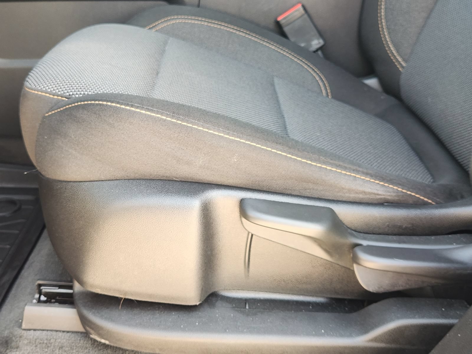 Used 2021 Chevrolet Traverse LS w/ LPO, Floor Liner Package FWD image 26