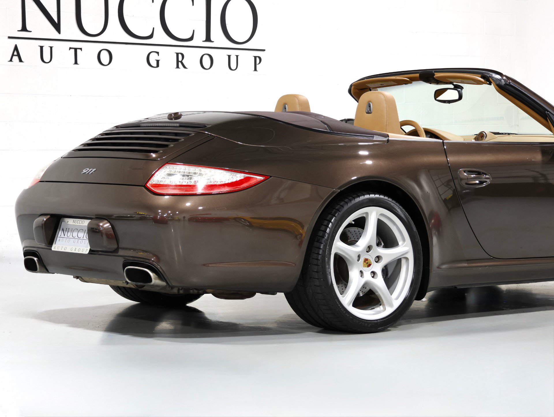 Used 2011 Porsche 911 Cabriolet image 53