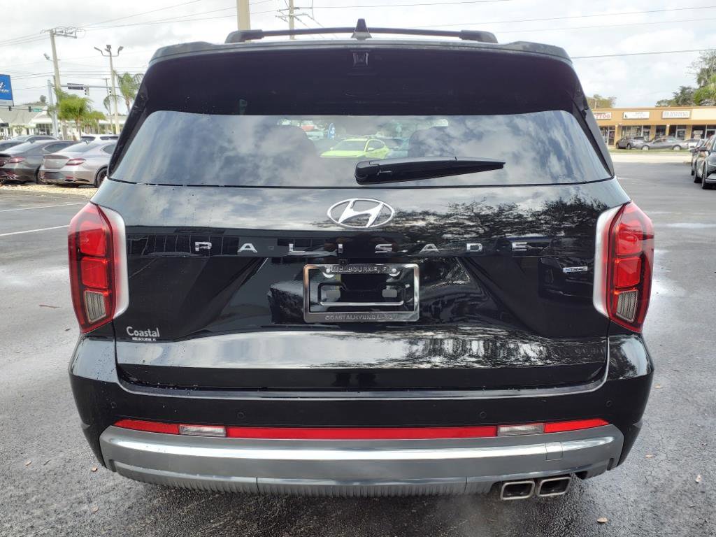 Used 2024 Hyundai Palisade Calligraphy image 6