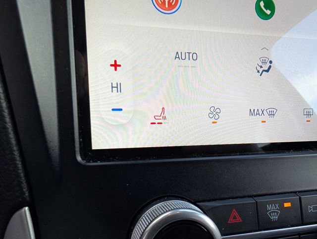 Used 2024 Ford Edge SEL image 4