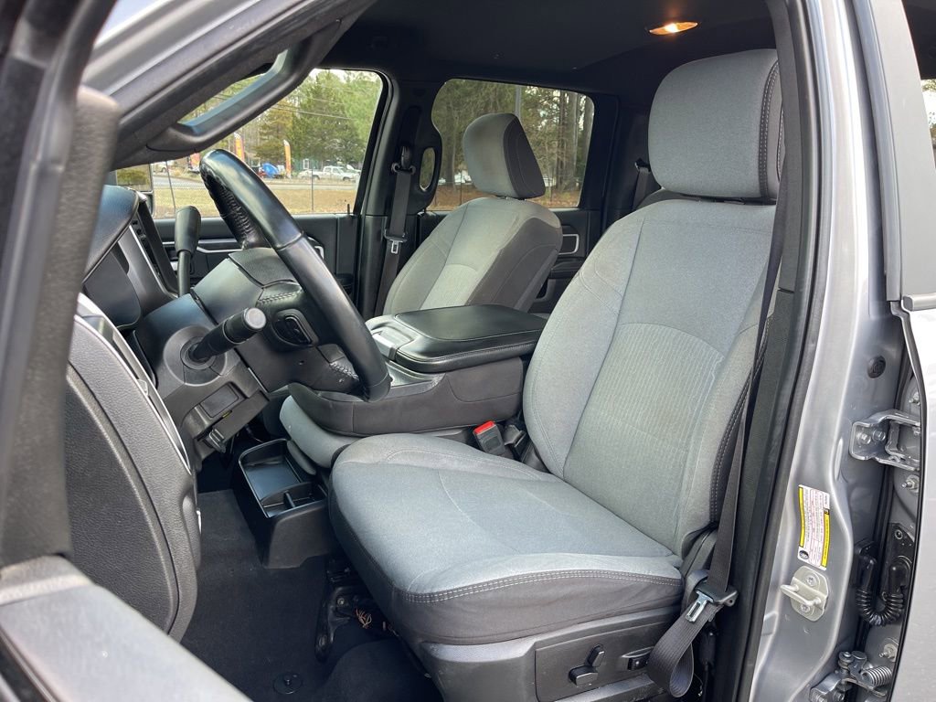 Certified 2024 RAM 2500 Big Horn AWD/4WD image 20
