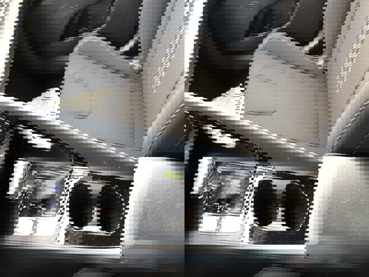 Used 2023 Hyundai Elantra SEL w/ Convenience Package image 16