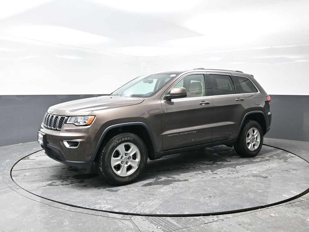 Used 2017 Jeep Grand Cherokee Laredo w/ Quick Order Package 23E image 8