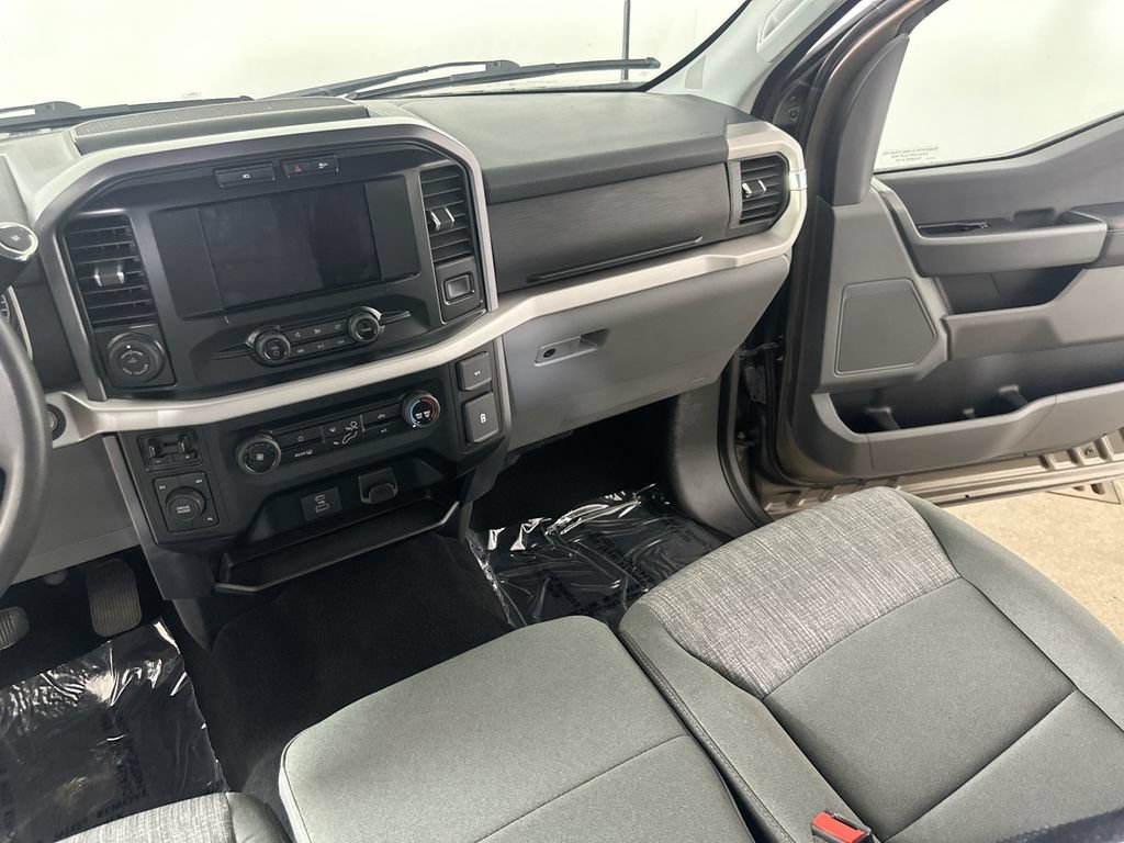 Used 2023 Ford F150 XLT w/ Trailer Tow Package AWD/4WD image 21