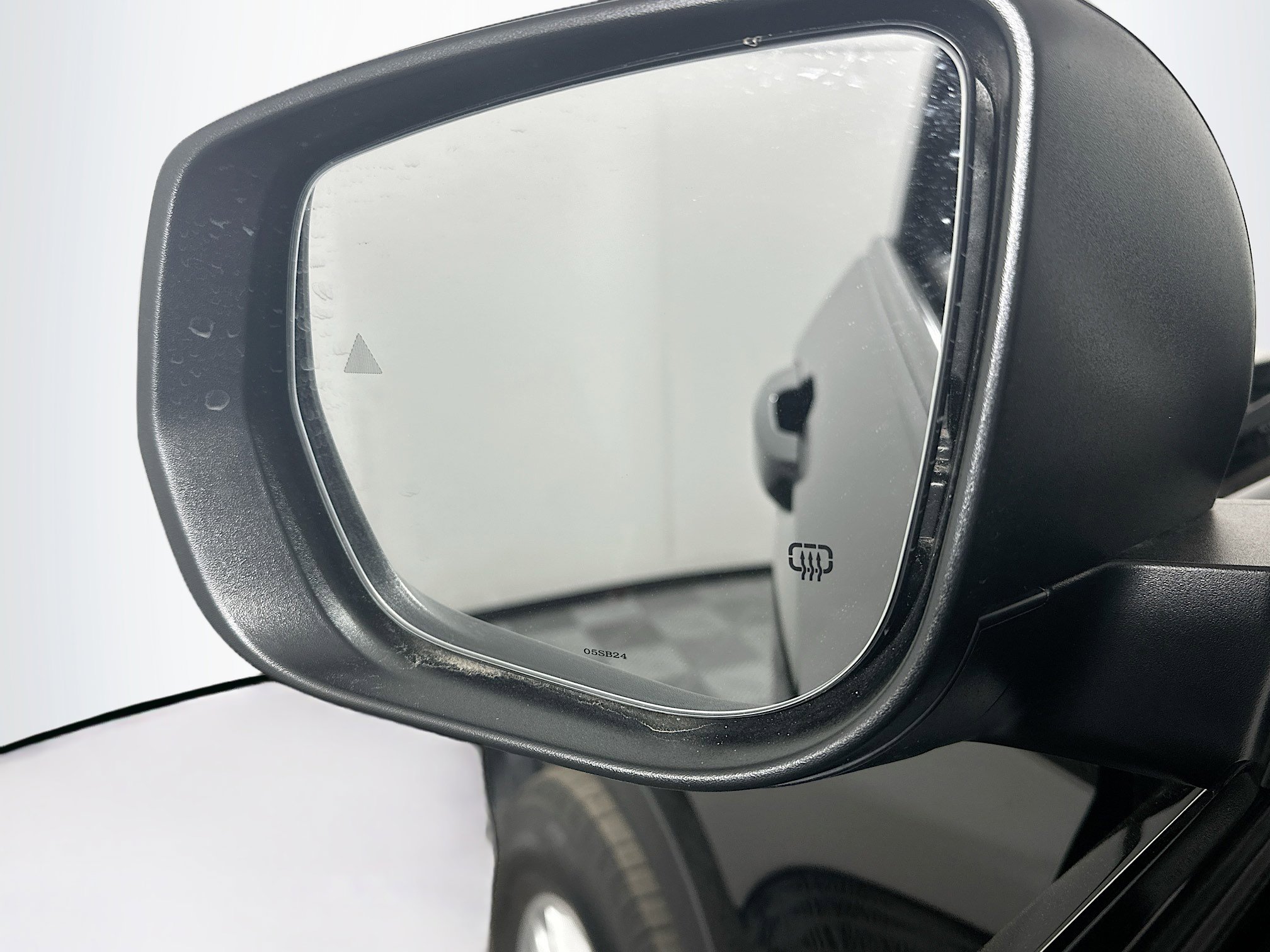 Used 2025 Jeep Grand Cherokee L Laredo image 16