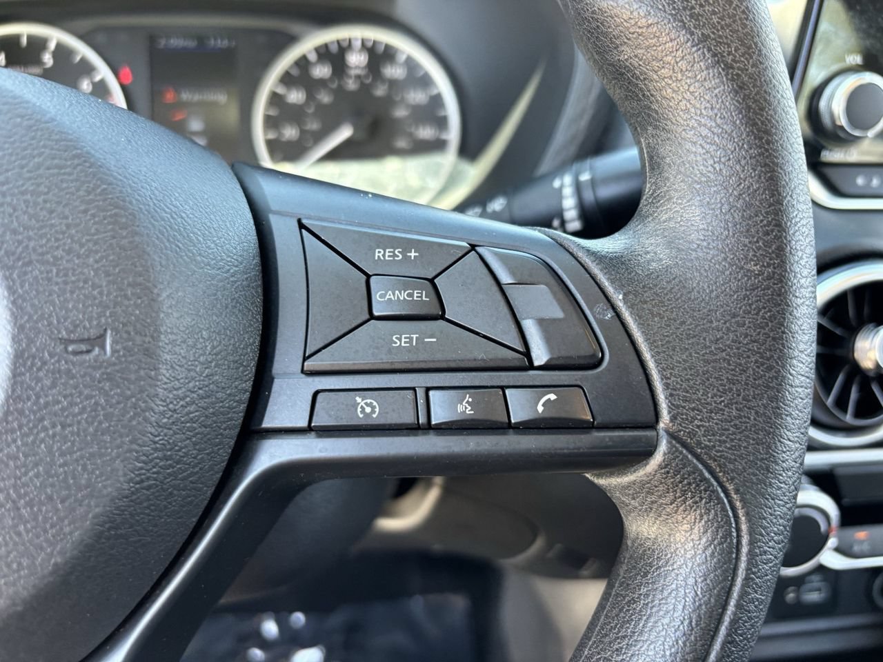 Used 2024 Nissan Sentra S FWD image 28