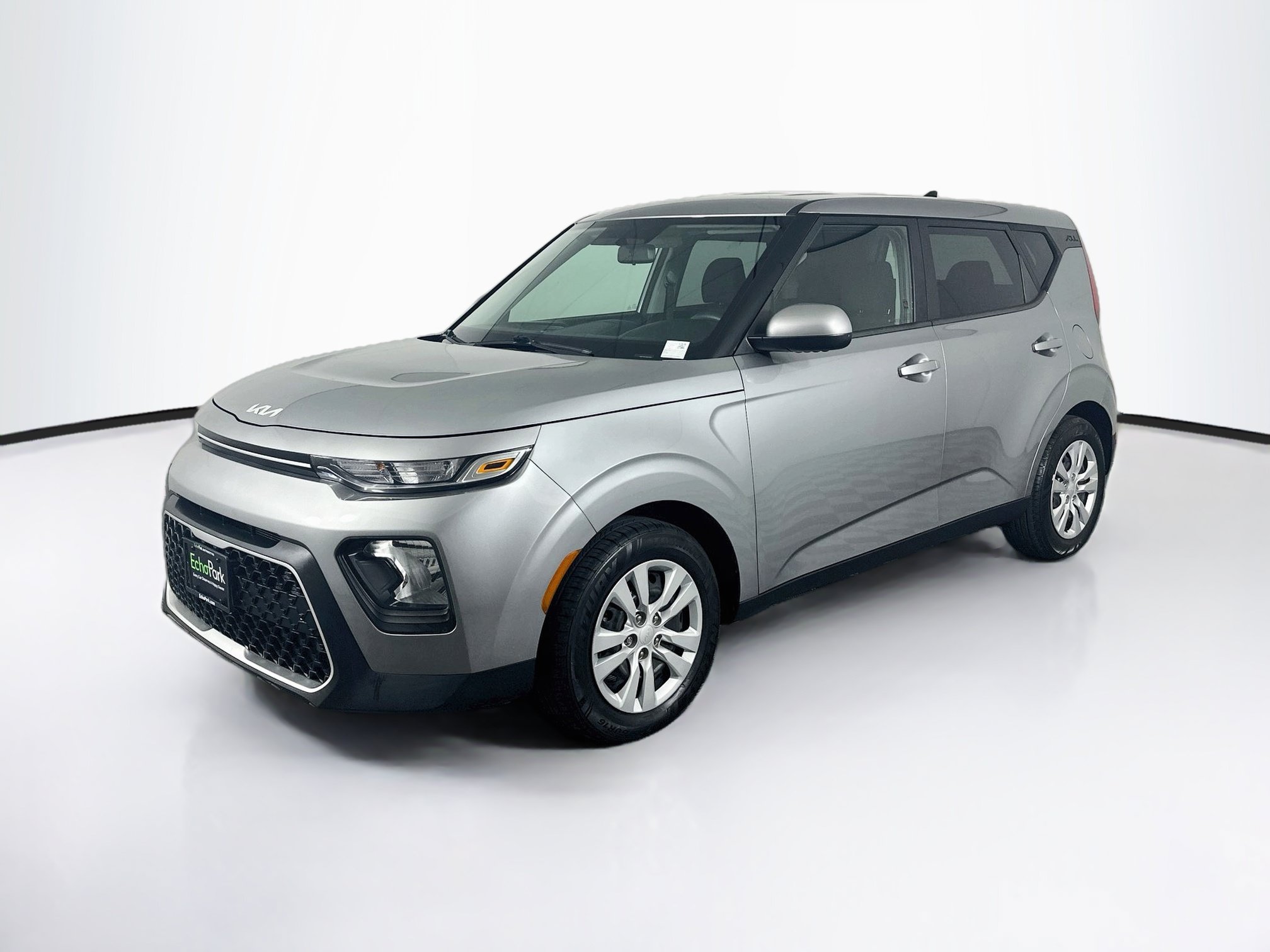 Used 2022 Kia Soul LX FWD image 3