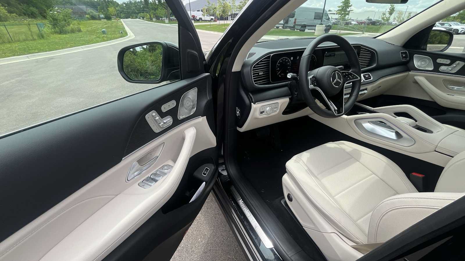 New 2026 Mercedes-Benz GLE 350 4MATIC image 16