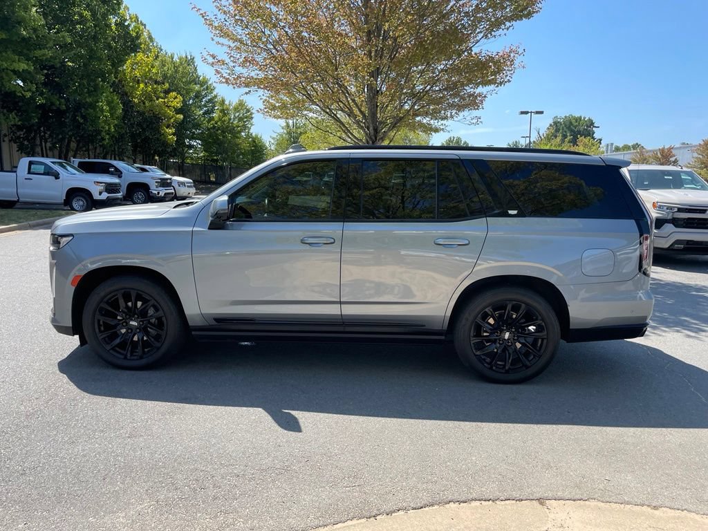 Used 2023 Cadillac Escalade Sport Platinum w/ LPO, ONYX Package AWD/4WD image 8