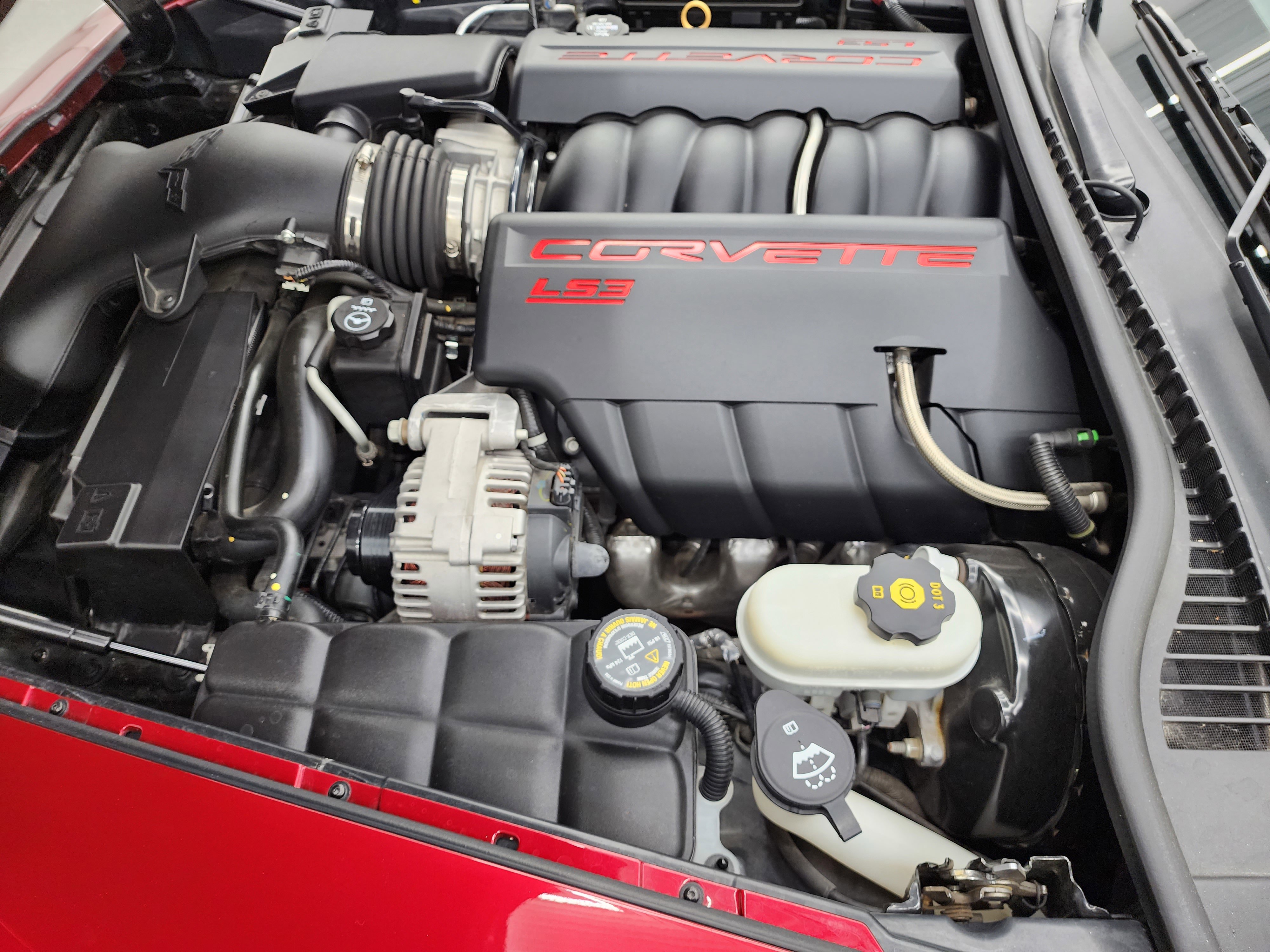 Used 2011 Chevrolet Corvette Grand Sport w/ Preferred Equipment Group RWD image 16