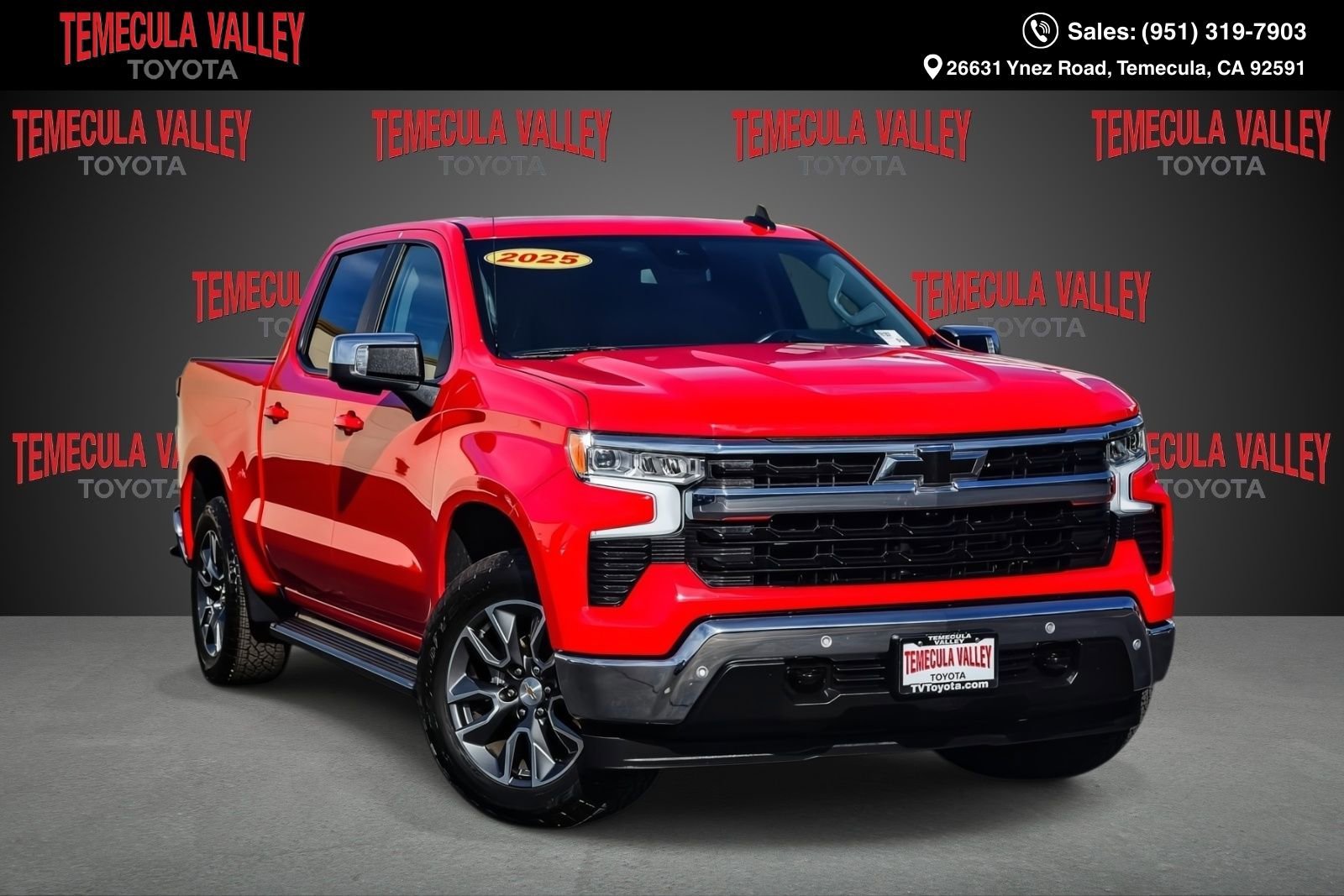 Used 2025 Chevrolet Silverado 1500 LT w/ Safety Package image 1