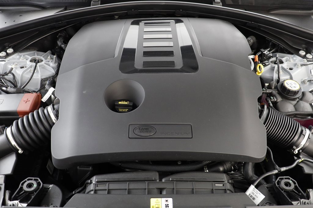 New 2026 Land Rover Range Rover Velar Dynamic SE image 24