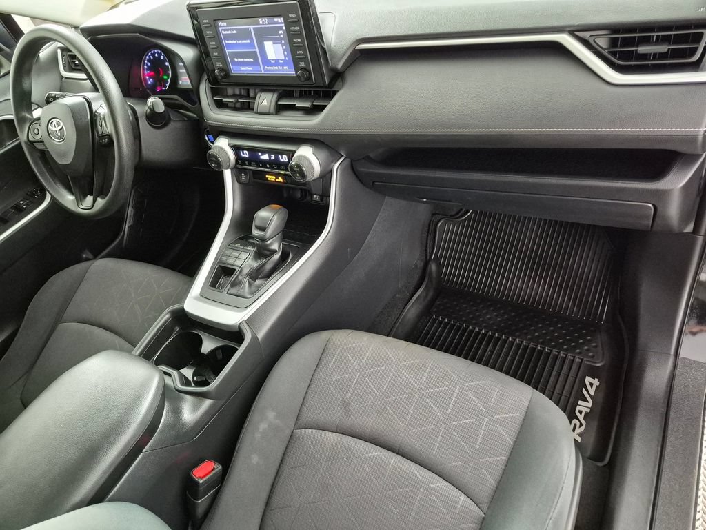 Used 2019 Toyota RAV4 XLE w/ Carpet Mat Package AWD/4WD image 29