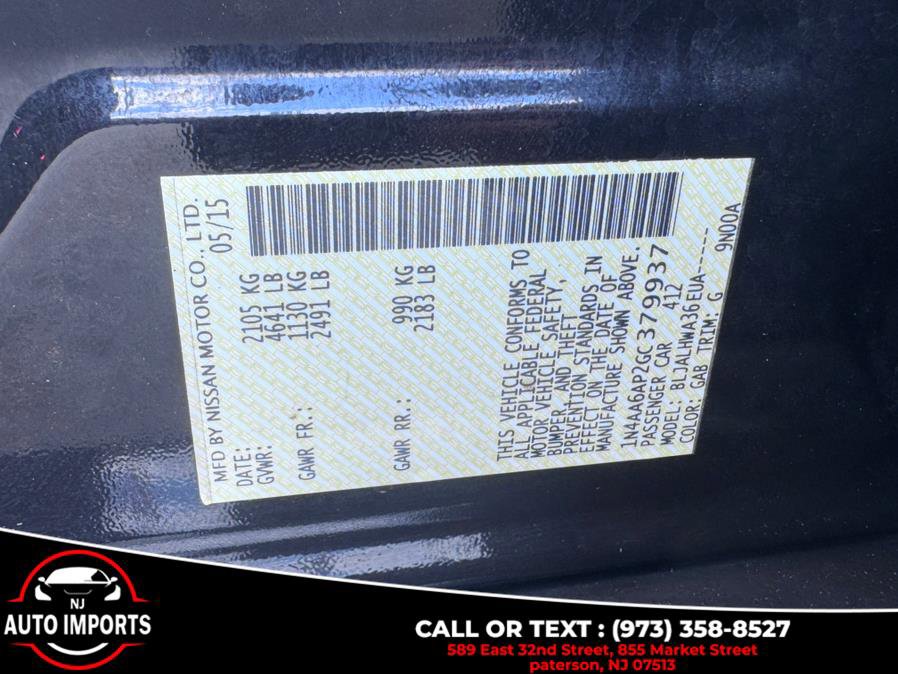 Used 2016 Nissan Maxima Platinum w/ Interior Lighting Package image 32