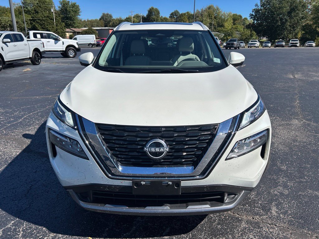 Used 2023 Nissan Rogue SL w/ SL Premium Package AWD/4WD image 2