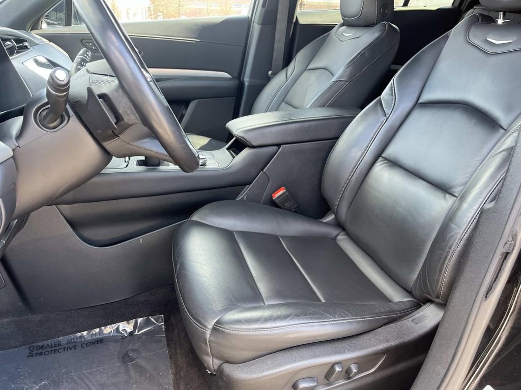 Used 2023 Cadillac XT4 Premium Luxury w/ Enhanced Visibility Package image 22