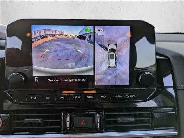 Used 2023 Nissan Pathfinder Platinum w/ Cargo Package image 13