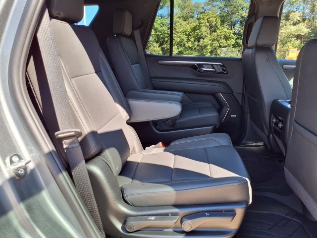 Used 2026 Chevrolet Tahoe LT w/ Comfort Package AWD/4WD image 10