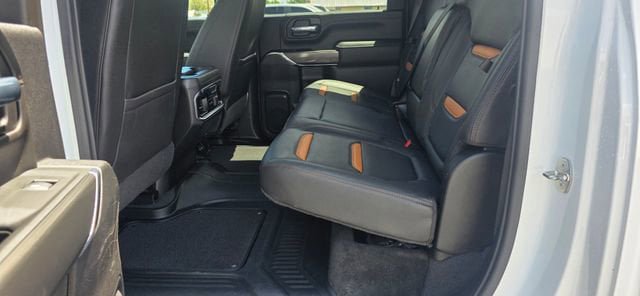 Used 2023 GMC Sierra 2500 AT4 w/ AT4 Premium Plus Package AWD/4WD image 11