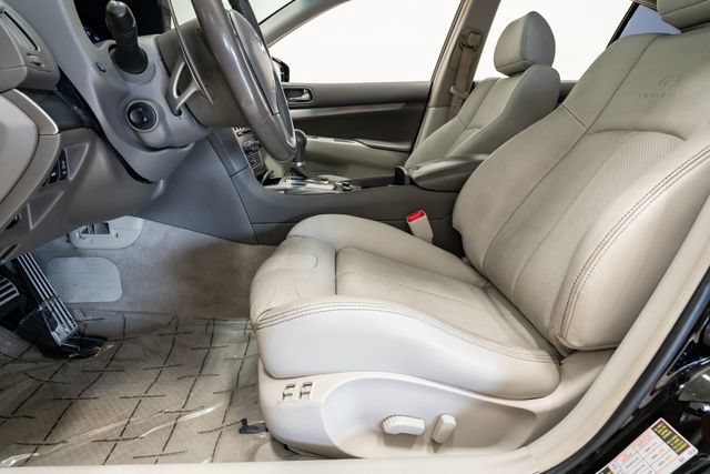Used 2013 INFINITI G37 x Sedan w/ Premium Pkg AWD/4WD image 11