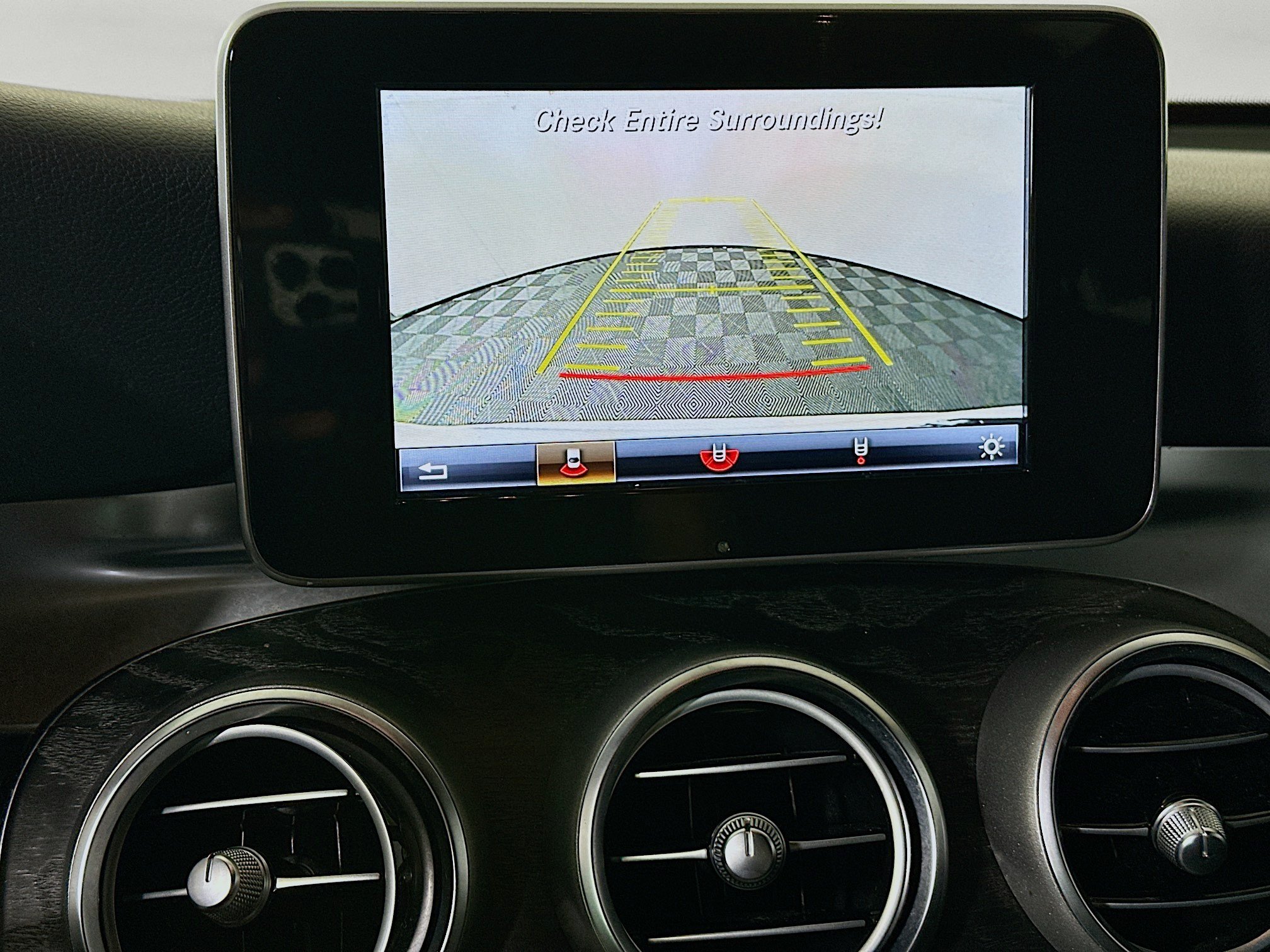 Used 2017 Mercedes-Benz GLC 300 image 25