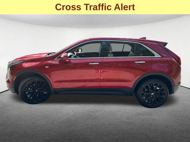 Used 2023 Cadillac XT4 Luxury w/ LPO, Onyx Lite Package AWD/4WD image 6
