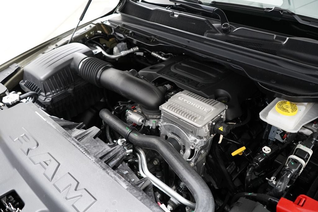New 2027 RAM 1500 Laramie AWD/4WD image 32
