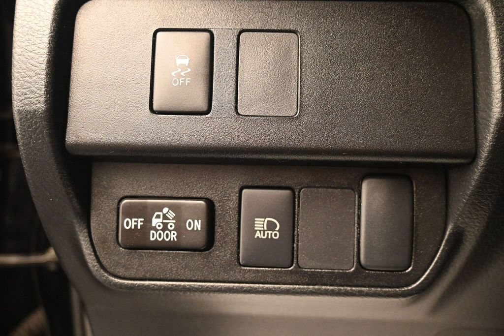 Used 2023 Toyota Tacoma SR AWD/4WD image 20
