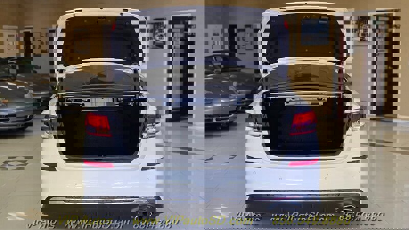 Used 2020 Kia Optima LX image 8