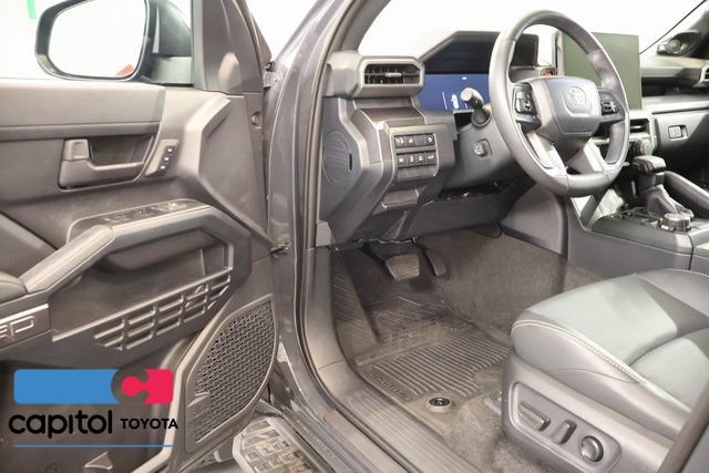Certified 2026 Toyota 4Runner TRD Off-Road Premium AWD/4WD image 9