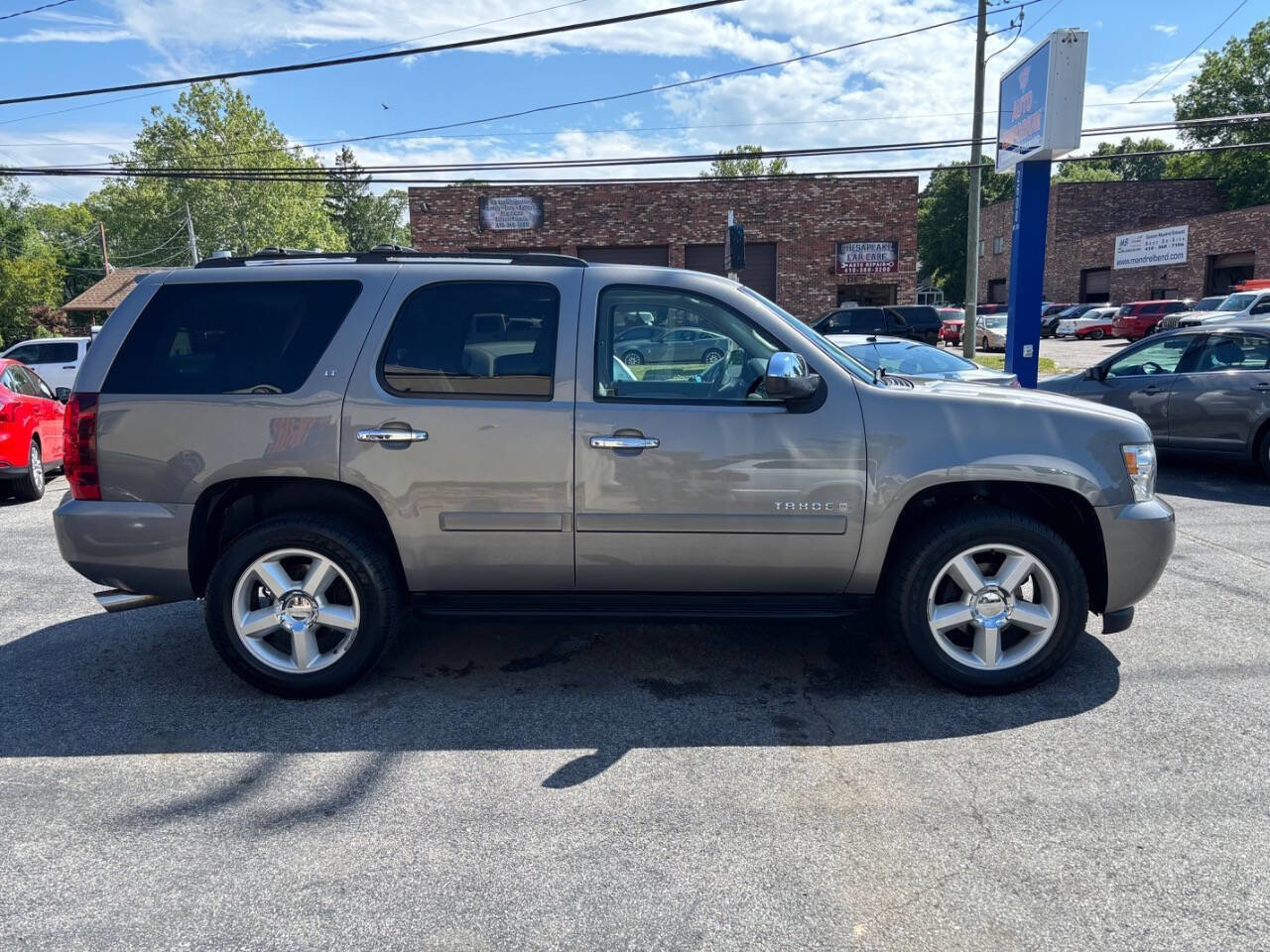 Used 2008 Chevrolet Tahoe LT w/ LT Preferred Equipment Group AWD/4WD image 4