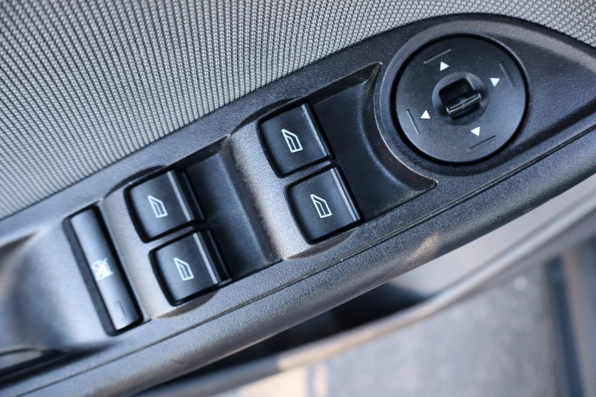 Used 2013 Ford Focus SE image 27