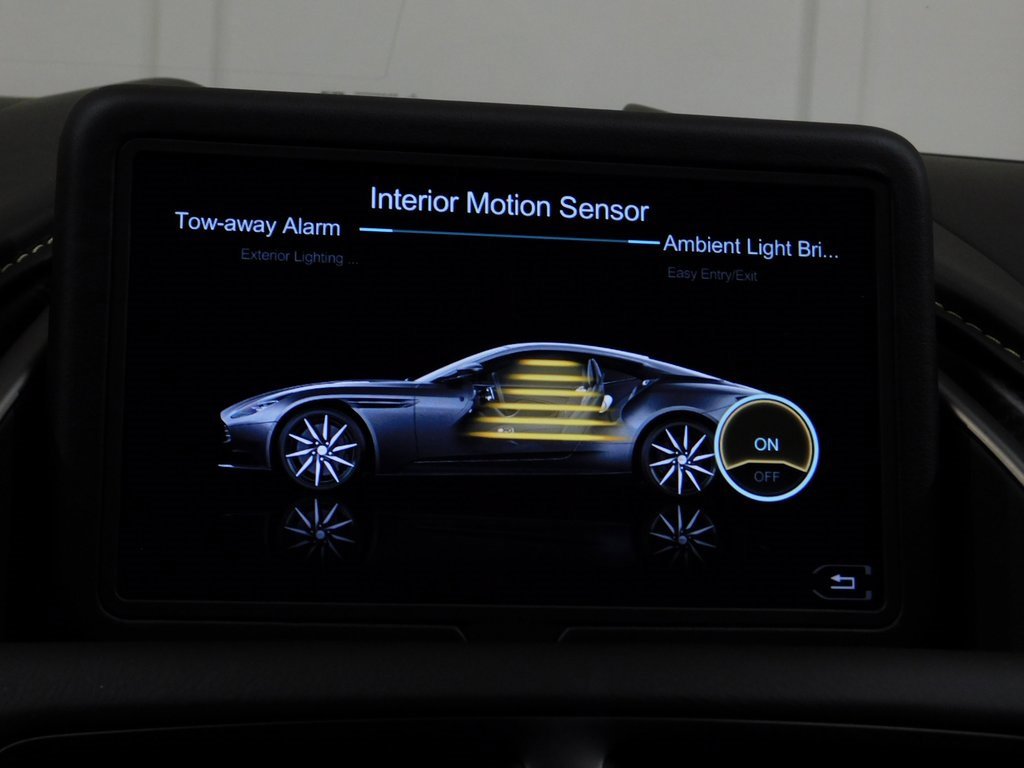 Used 2020 Aston Martin DB11 AMR image 74