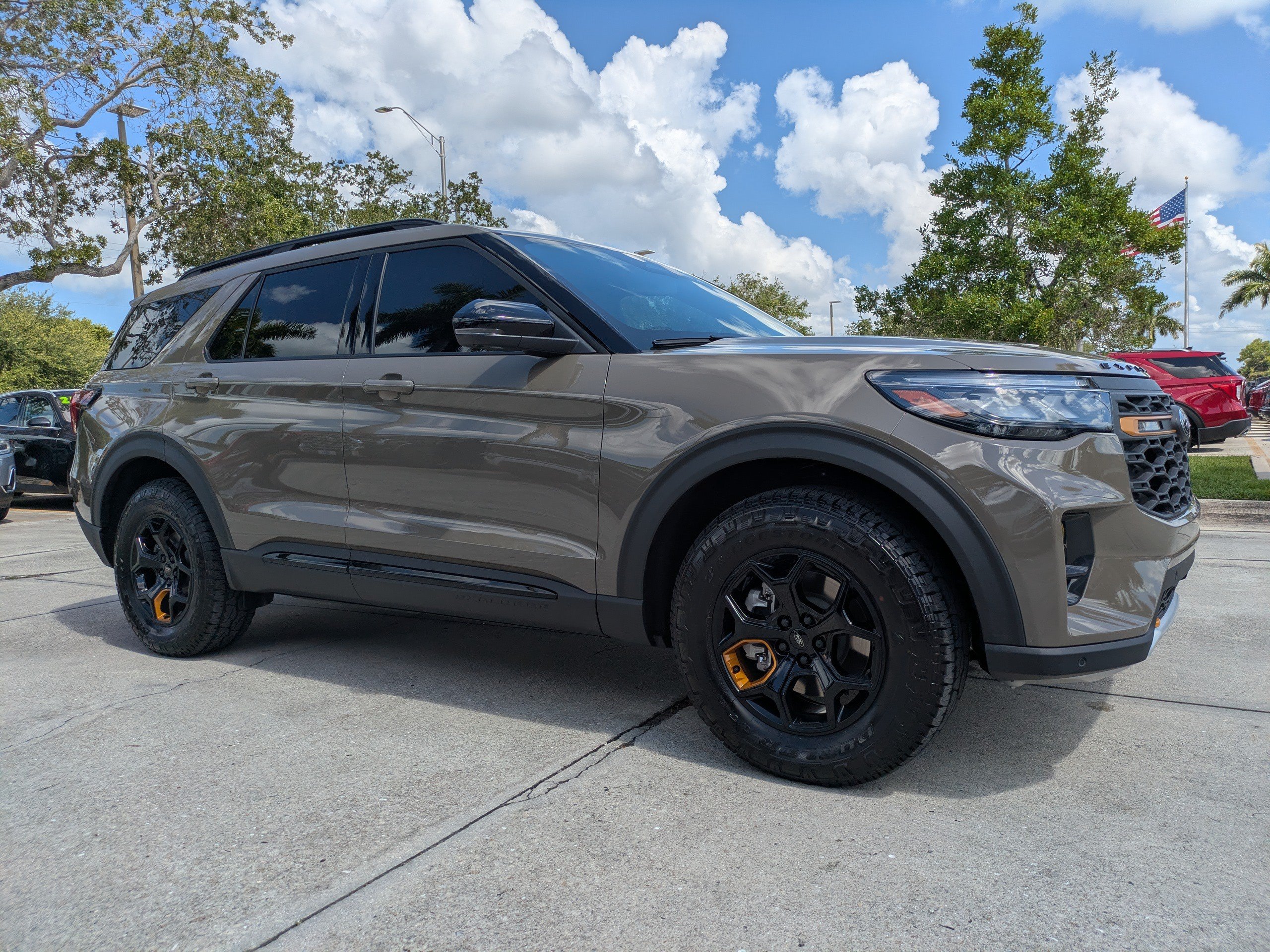 Certified 2026 Ford Explorer Tremor w/ Tremor Ultimate Package AWD/4WD image 2